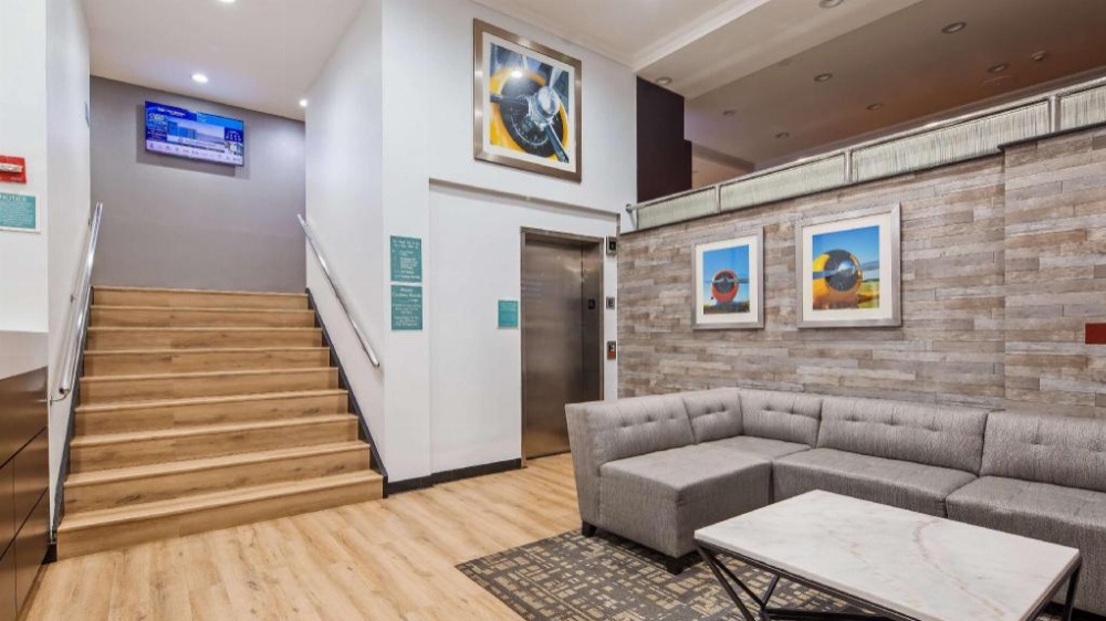 Best Western Kennedy Airport